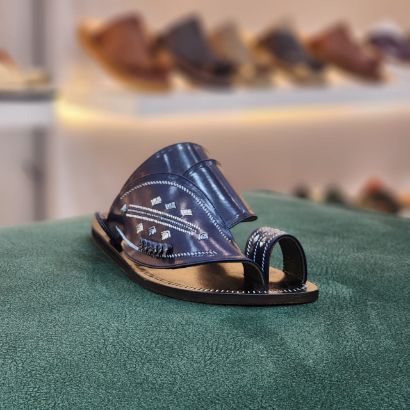 صورة زبيري وطني مطرز ارضيه جلد مديل و26